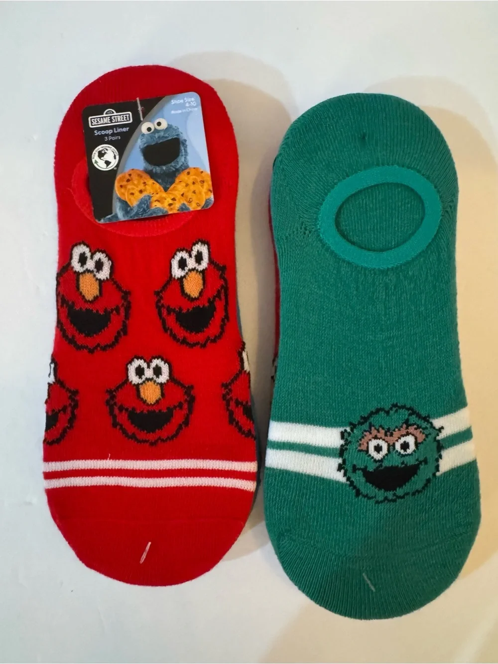 2 Sesame Street Women’s Scoop Liner Socks, 3 Pack, Size 4-10